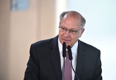 Alckmin sinaliza apoio à dobradinha Gleisi e Requião Filho no Paraná