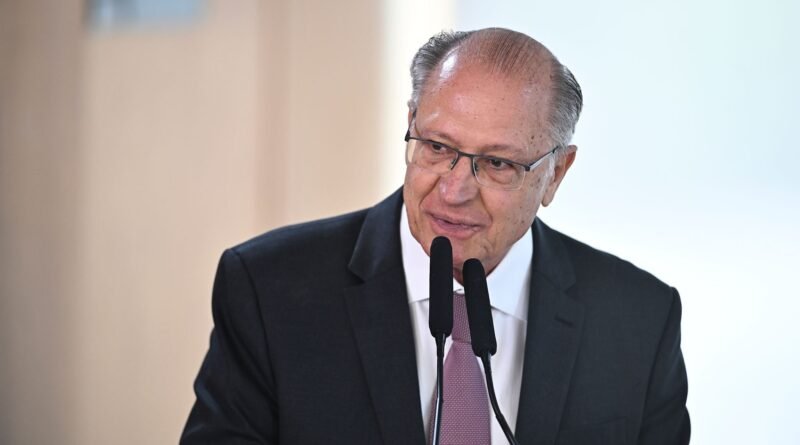 Alckmin sinaliza apoio à dobradinha Gleisi e Requião Filho no Paraná