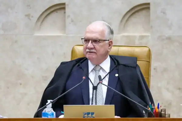 Edson Fachin, acolheu nesta sexta-feira (11) o pedido da Procuradoria-Geral da República (PGR) para retirada de sigilo de documentos do caso Master.